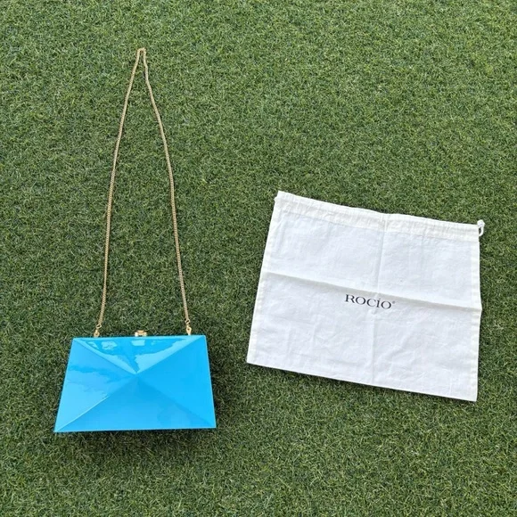 NWT elegant blue Rocio clutch, removable strap. - Picture 4 of 16